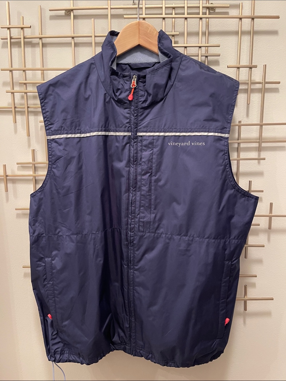 Vineyard Vines Men’s Navy Lightweight Packable Vest